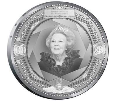  Монета 5 евро 2011 «100 лет зданию Королевского монетного двора» Нидерланды (в коинкарте), фото 2 